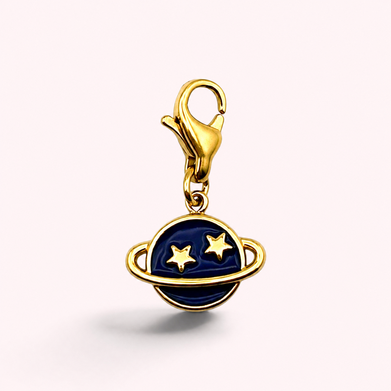 Charm Saturne